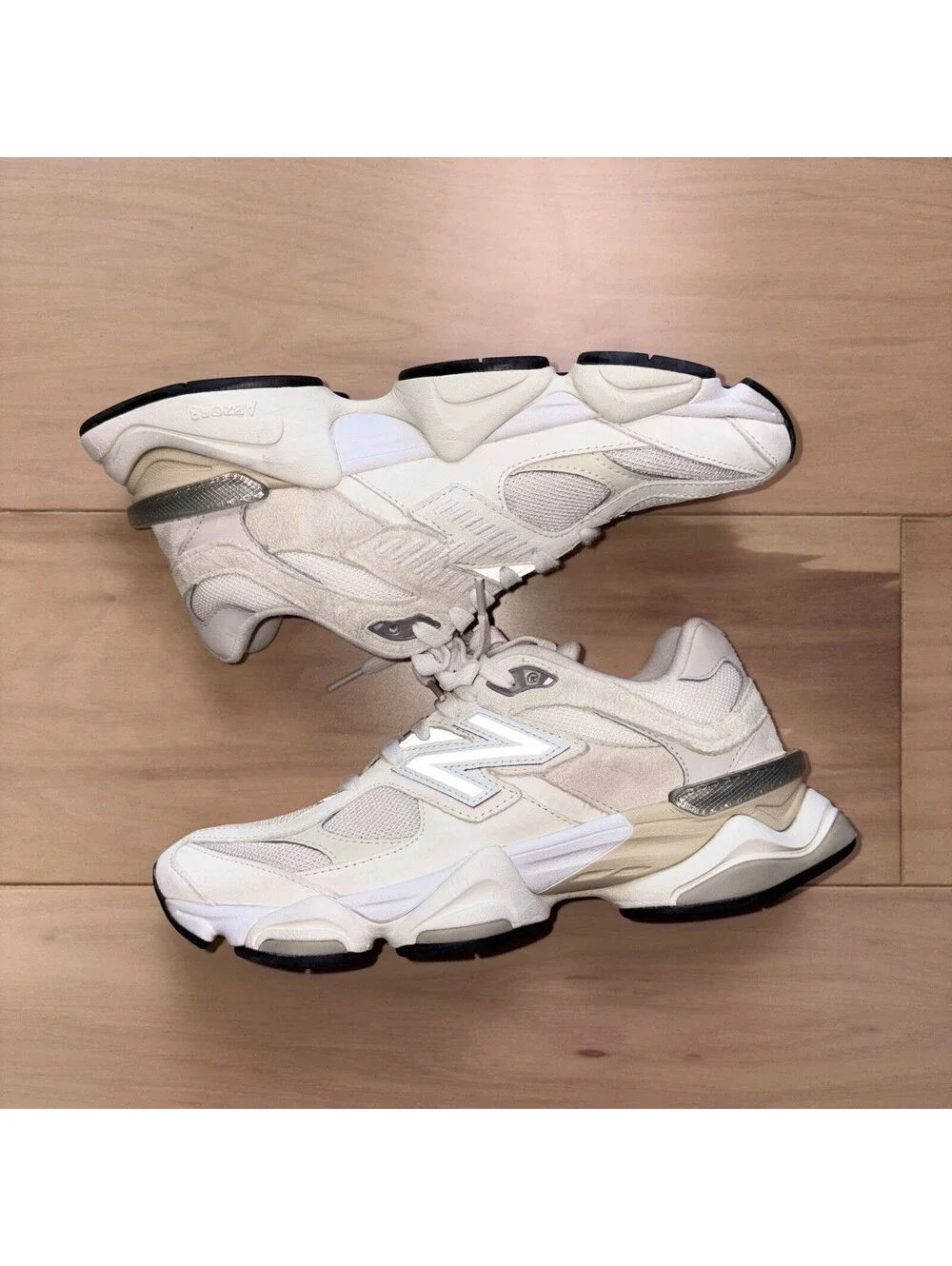 New Balance 9060 White Cream Suede Sneakers Men’s 7 Women’s 8.5 Shoes